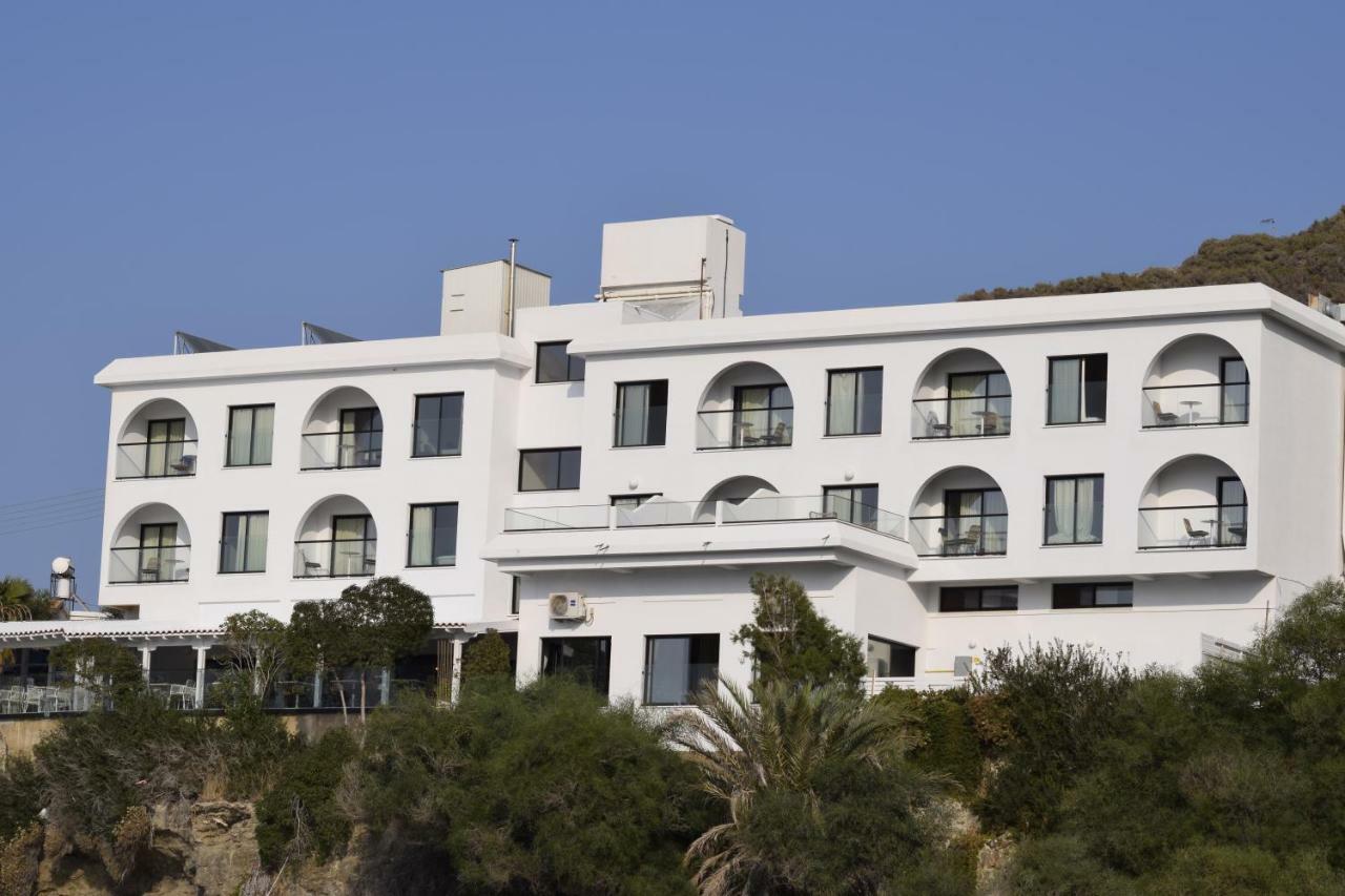 E.J. Pyrgos Bay Hotel Екстер'єр фото